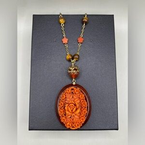 🌹🍂Carnelian Red Jasper Tiger’s Eye Vintage Foral Pendant Necklace